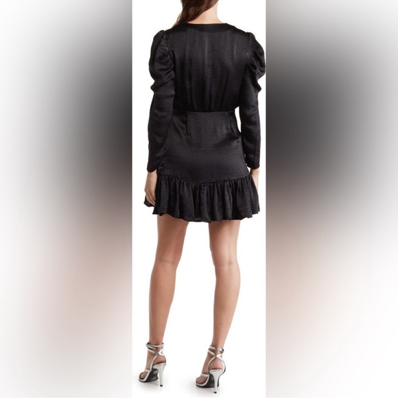 BNWT STEVE MADDEN Nyla Long Sleeve Dress - Picture 4 of 16